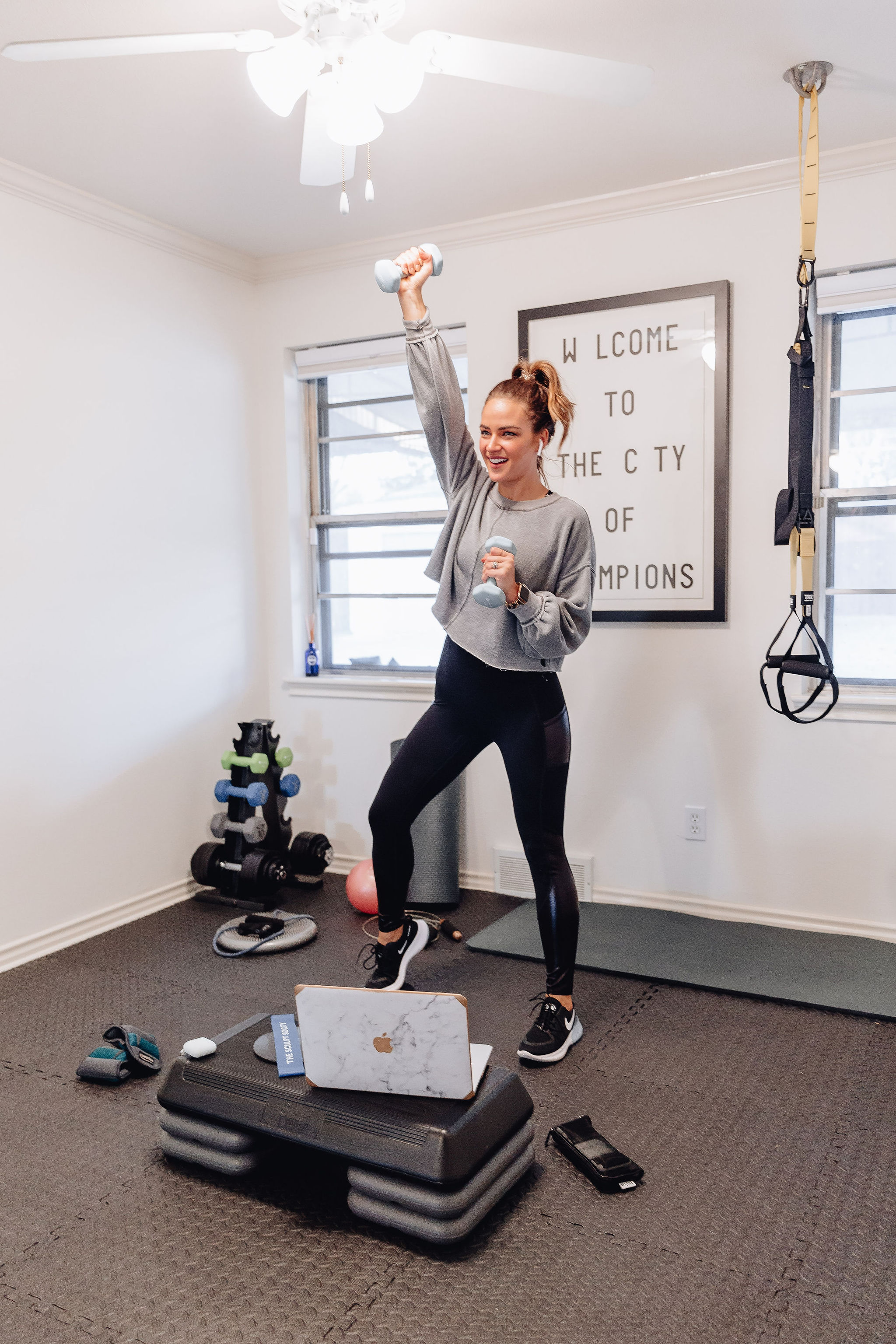 Everything you need online in a home gym